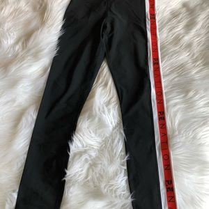 Pants - P.E. Nation Left Hook Leggings. Pants - P.E. Nation Left Hook Leggings.